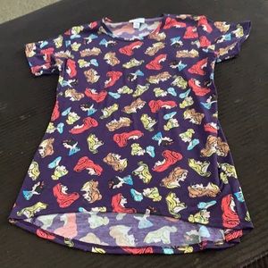Lularoe high low shirt purple background